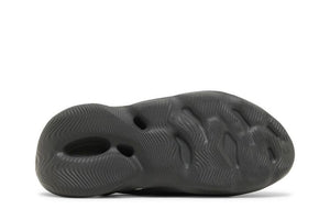 Yeezy Foam RNNR Carbon - IG5349
