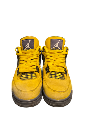 Used Jordan 4 Retro Lightning (2021)