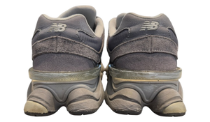 Used New Balance 9060 Magnet