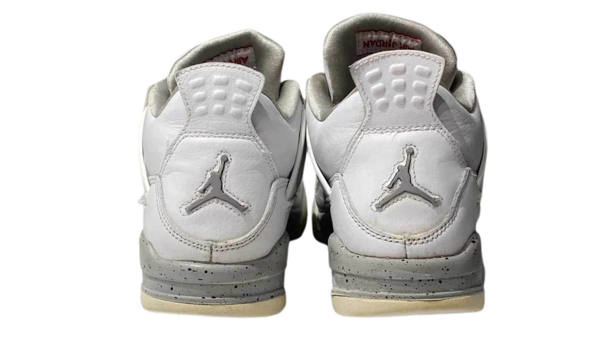 Used Jordan 4 Retro
White Oreo