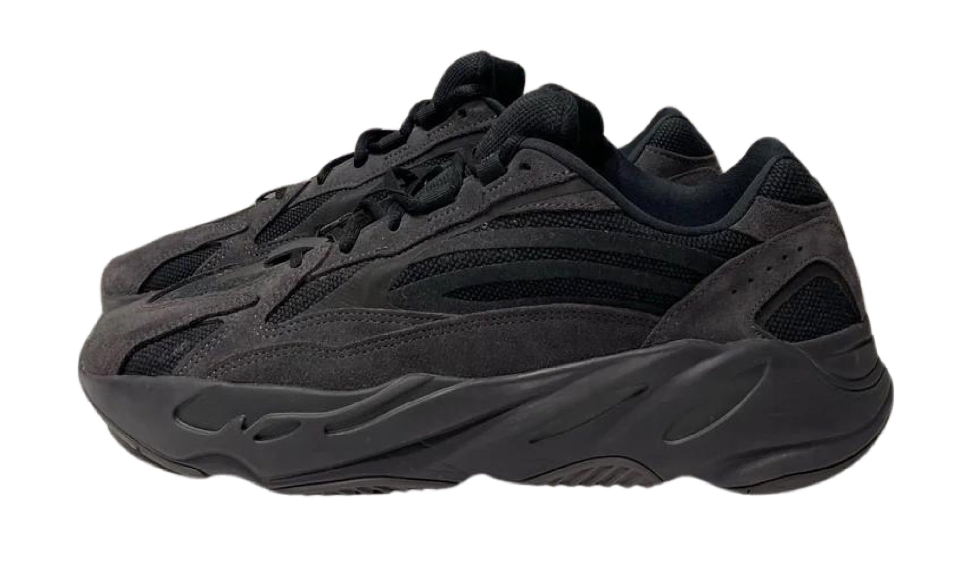 Used yeezy 700 V2 Vanta