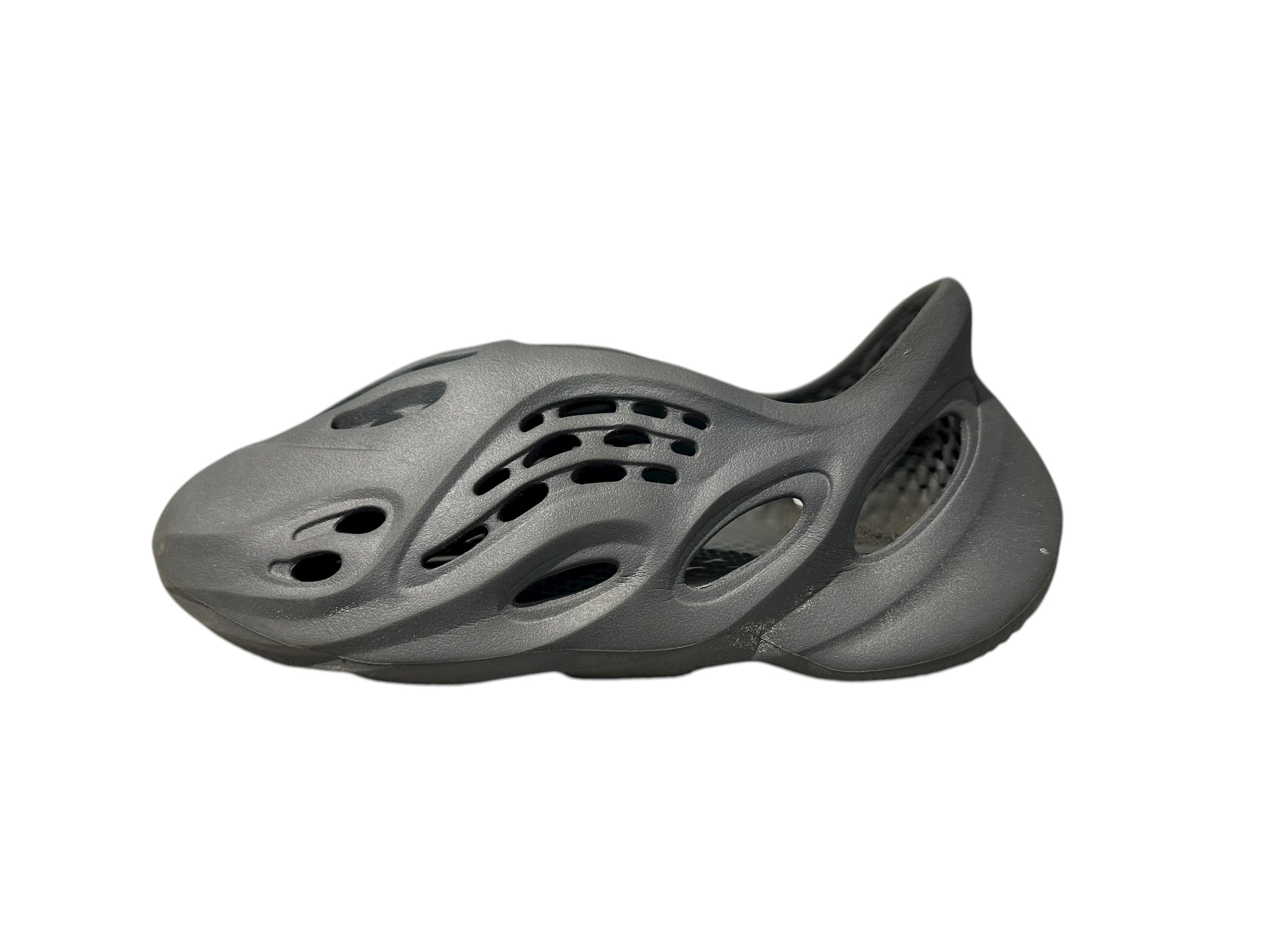 Adidas Used Adidas Yeezy Foam RNR Carbon - IG5349