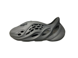 Adidas Used Adidas Yeezy Foam RNR Carbon - IG5349