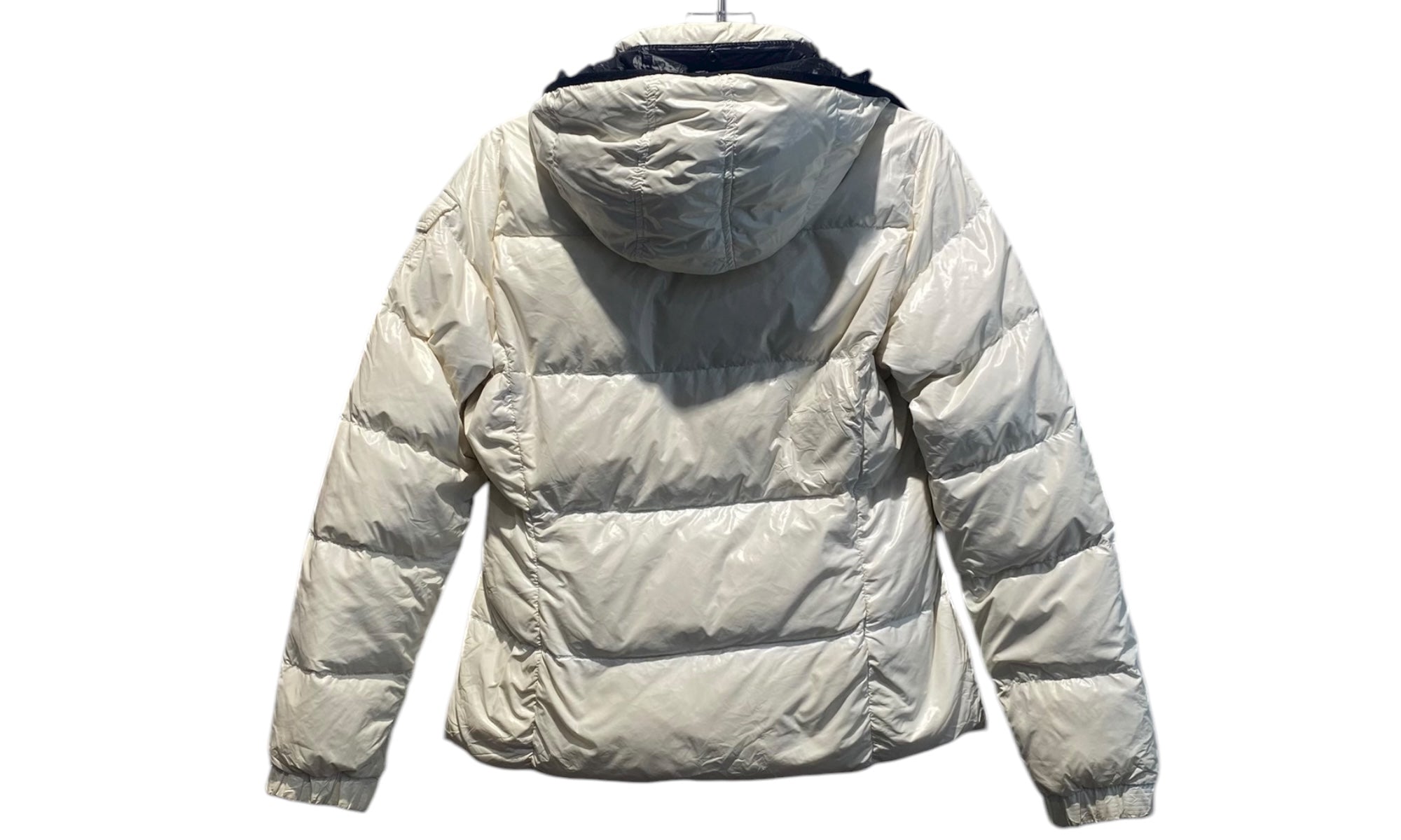 Moncler Used Moncler Badia down jacket white - 1105251351