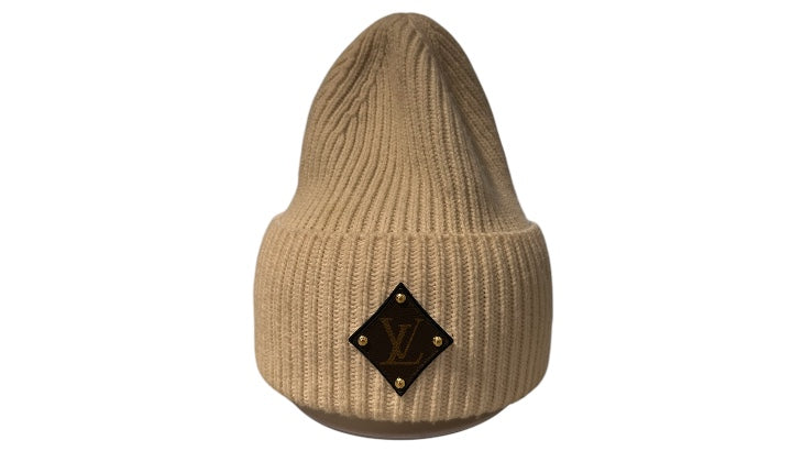 Louis Vuitton Used Louis Vuitton Cream Knit Beanie with leather logo - 401251915