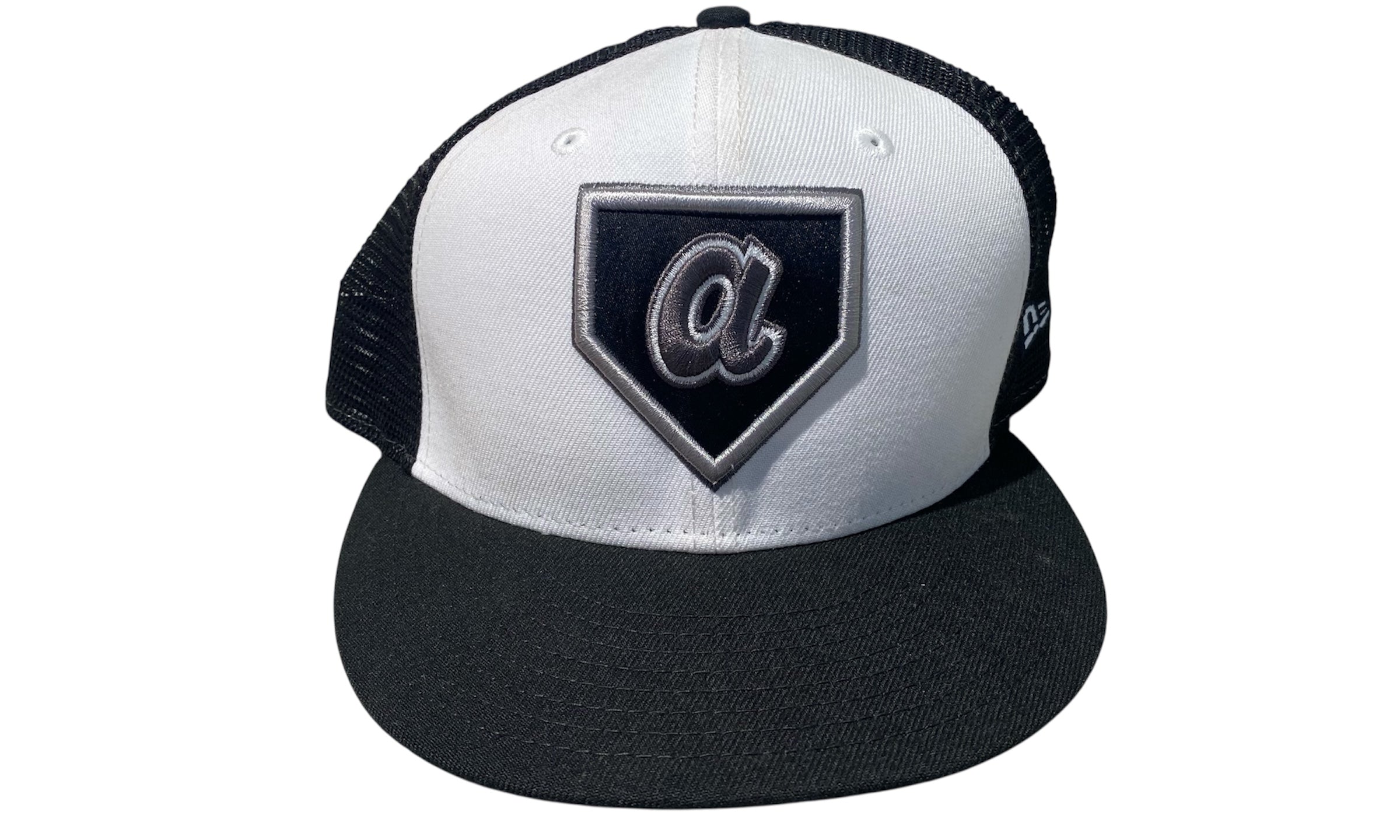 New Era Used Atlanta Braves White Black Snapback Cap - test