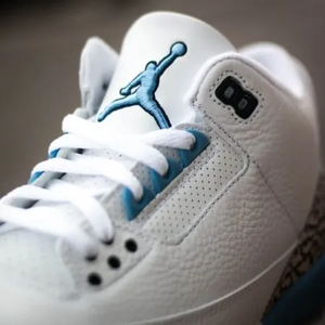 Air Jordan 3 UNC - CT8532-104