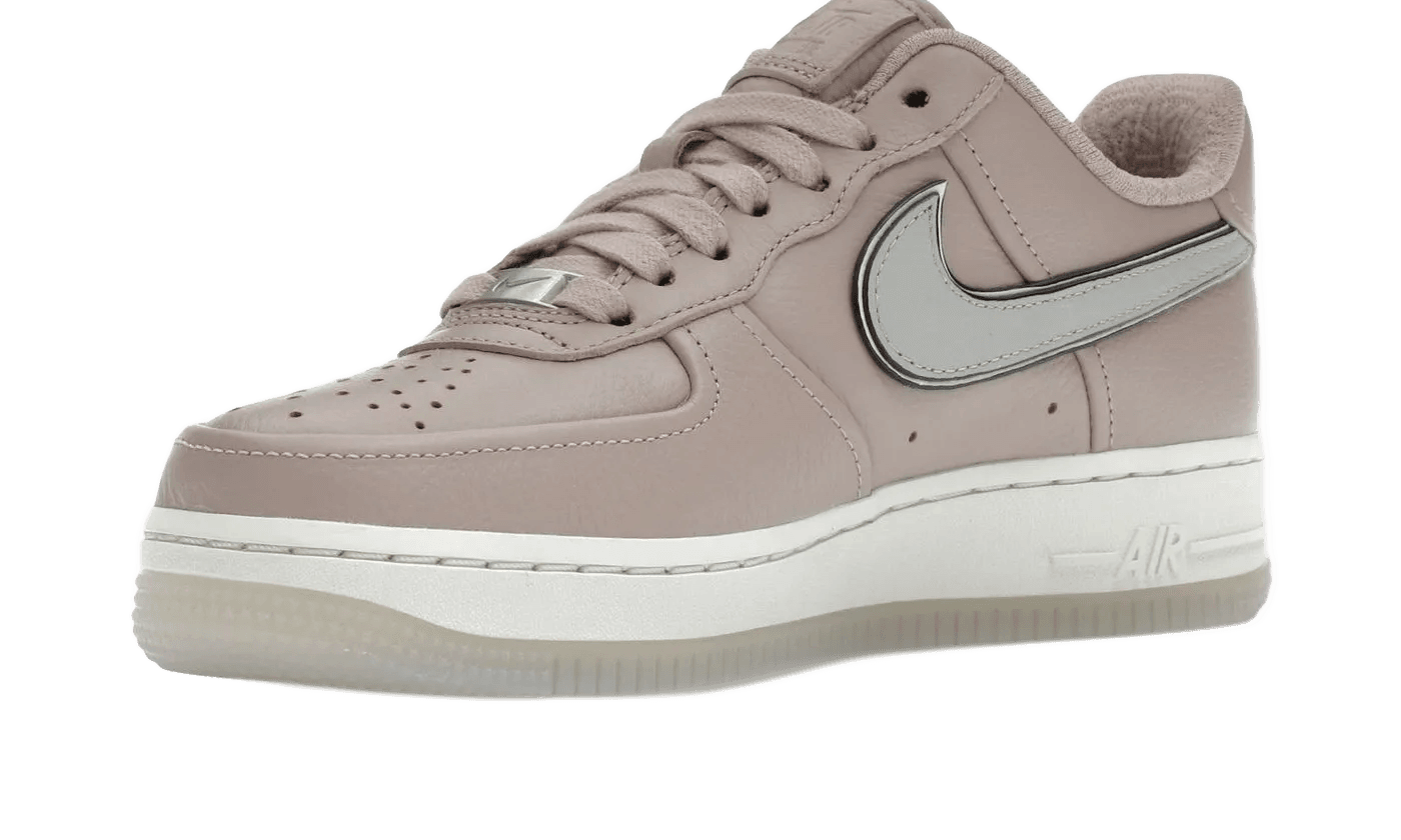 Air Force 1 Low SP A Ma Maniére While You Were Sleeping - HF4084-200