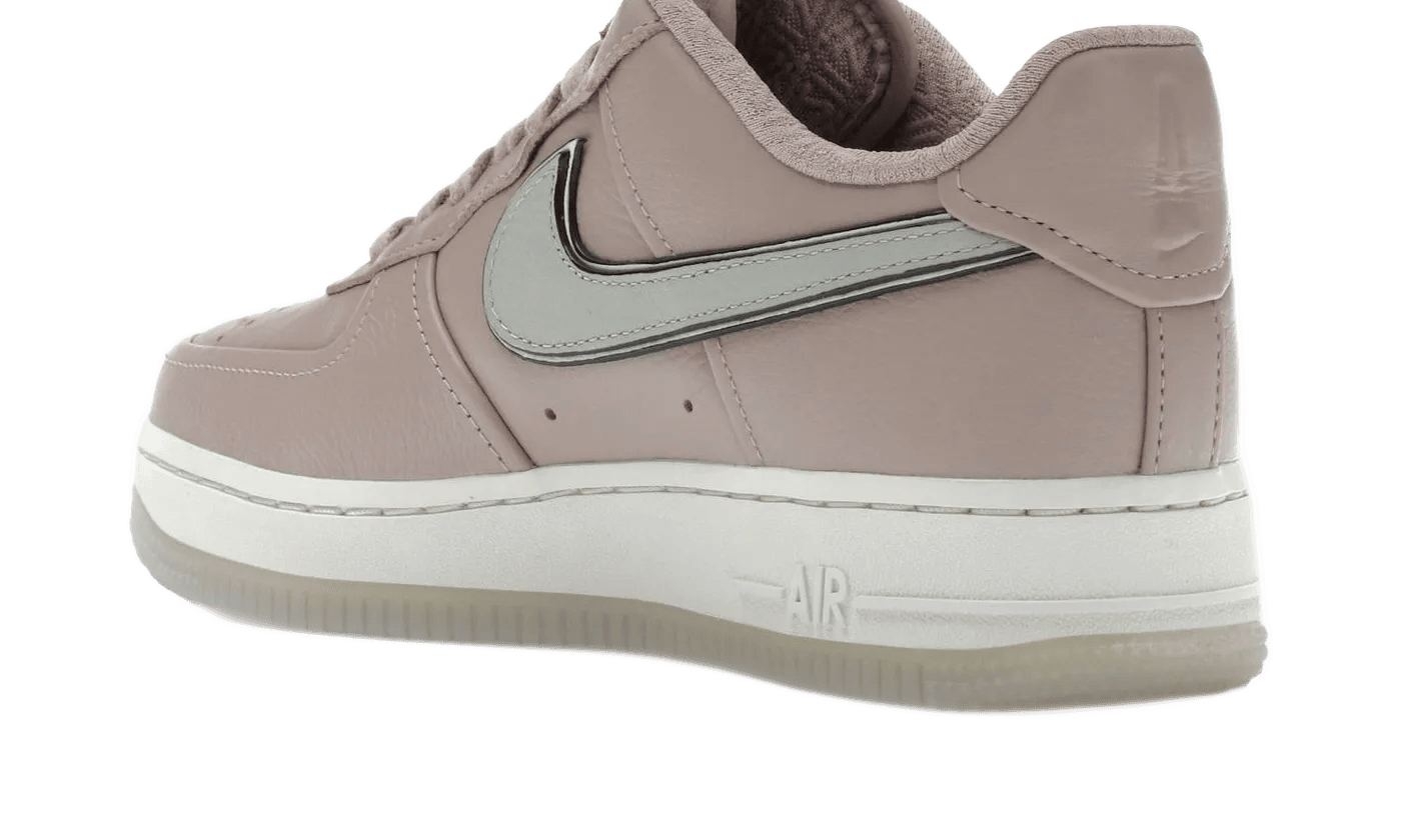 Air Force 1 Low SP A Ma Maniére While You Were Sleeping - HF4084-200