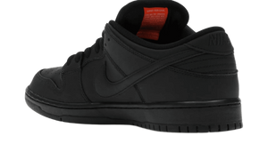 SB Dunk Low Pro Triple Black - FJ1674-001