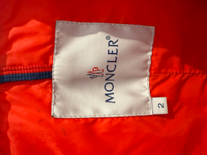 Moncler Used Moncler vest red vintage - 602251228