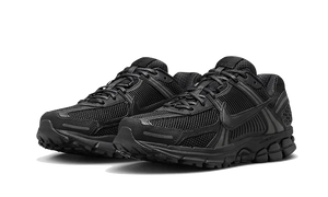 Vomero 5 Triple Black - BV1358-003