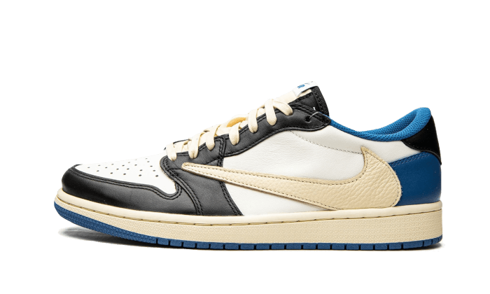 Jordan 1 Retro Low OG SP Fragment x Travis Scott