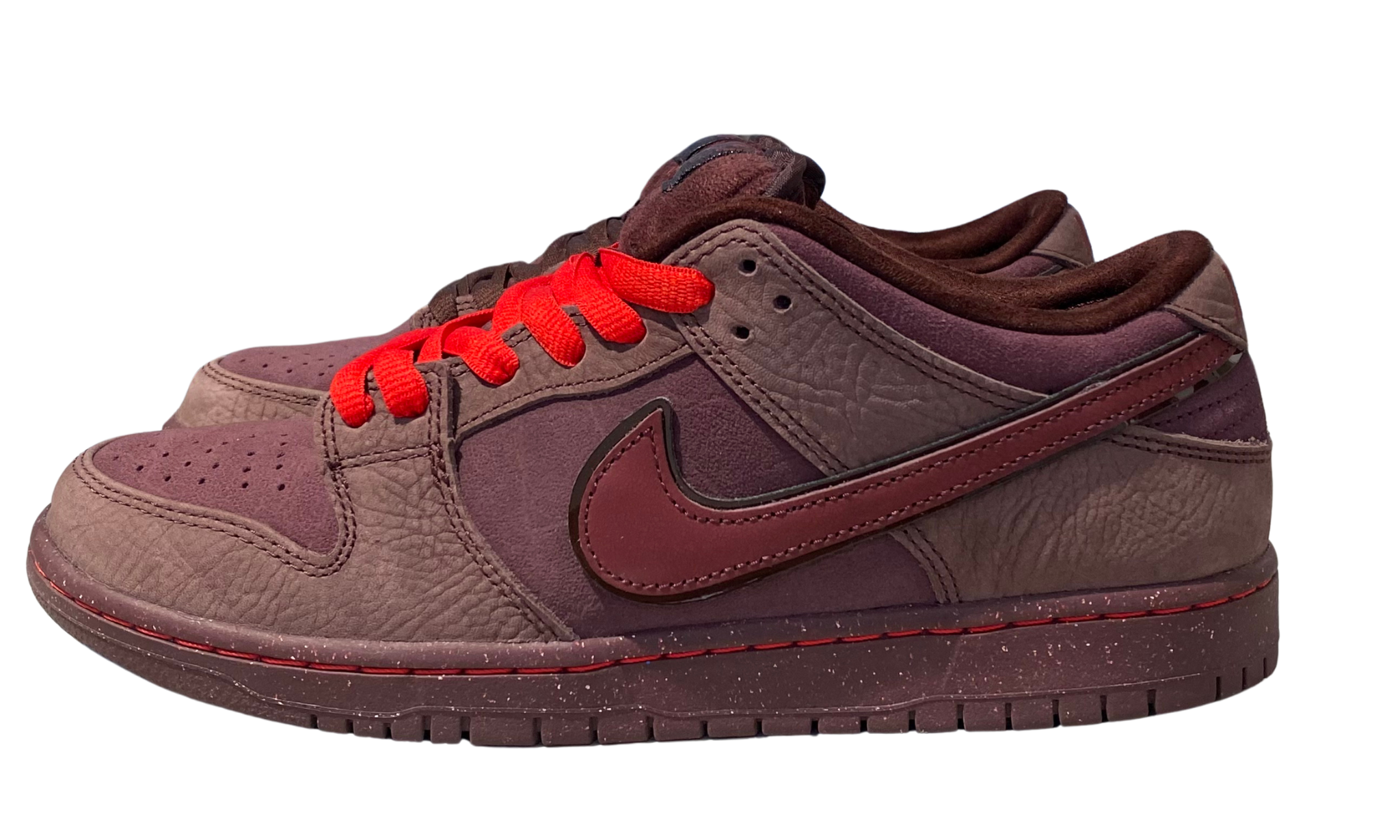 Nike  Used Nike SB Dunk Low City of Love Burgundy Crush - FN0619-600
