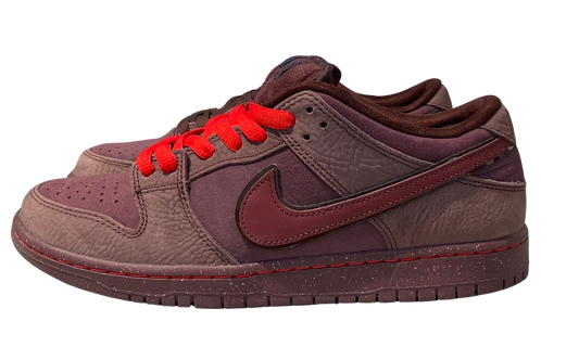 Nike  Used Nike SB Dunk Low City of Love Burgundy Crush - FN0619-600