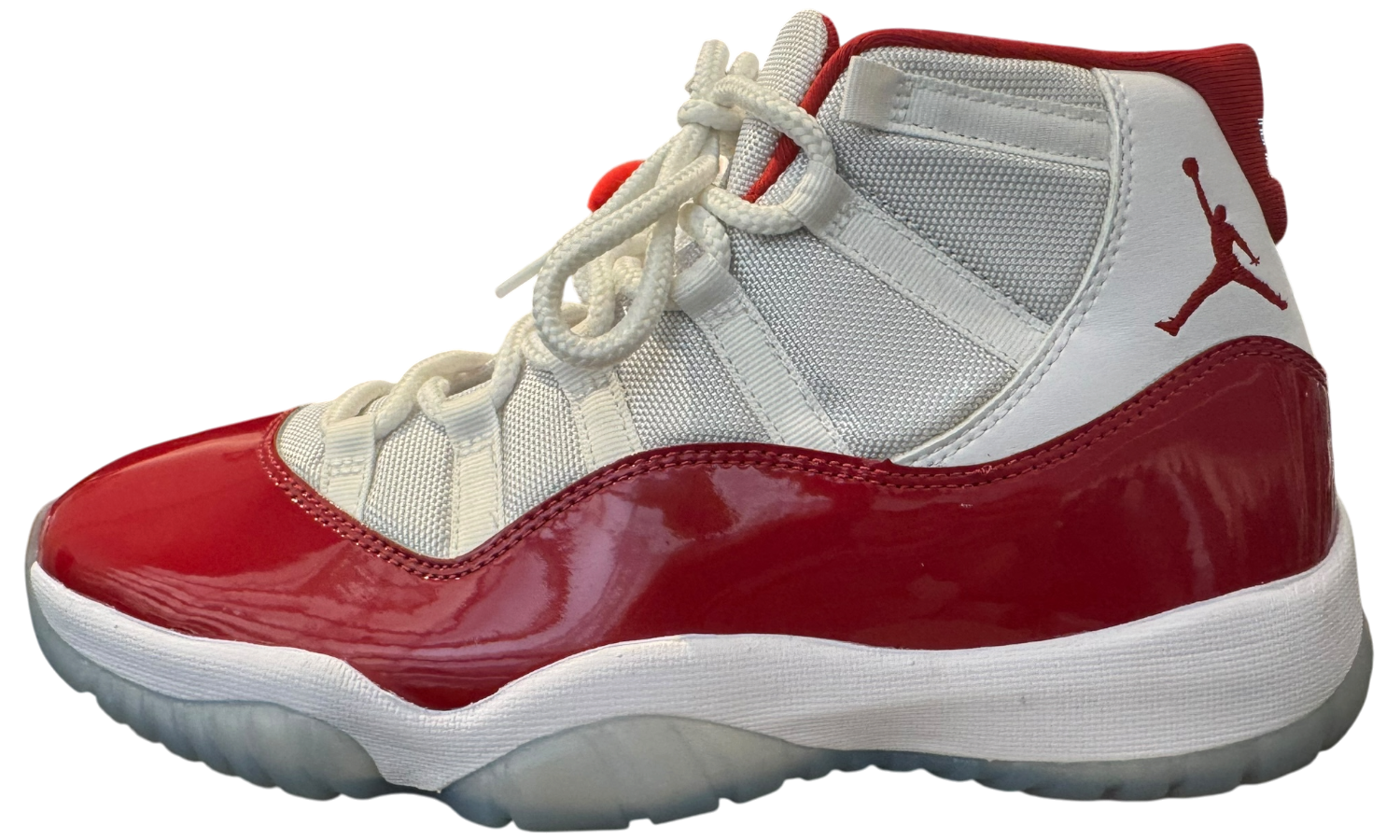 Used Jordan 11 Retro Cherry (2022)