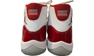 Used Jordan 11 Retro Cherry (2022)