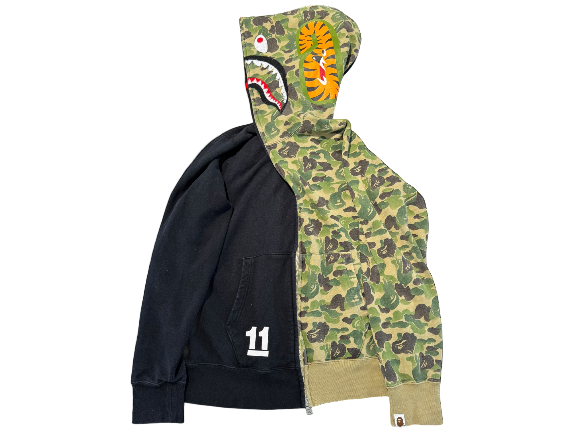 Used A BATHING APE BAPE Shark Hoodie Black/Brown Camo