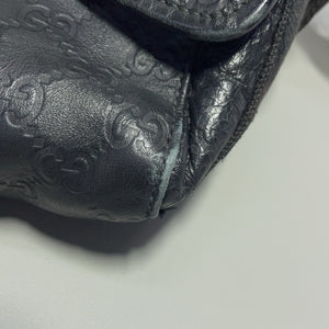 Used Gucci Black Leather GG "Guccissima" Messenger Bag