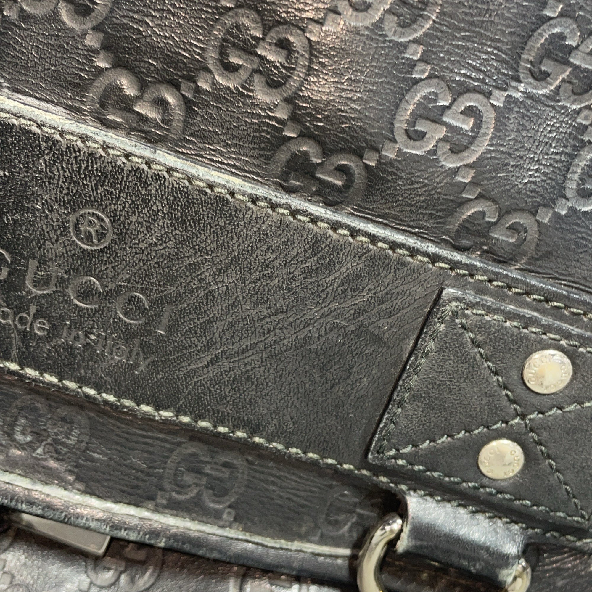 Used Gucci Black Leather GG "Guccissima" Messenger Bag