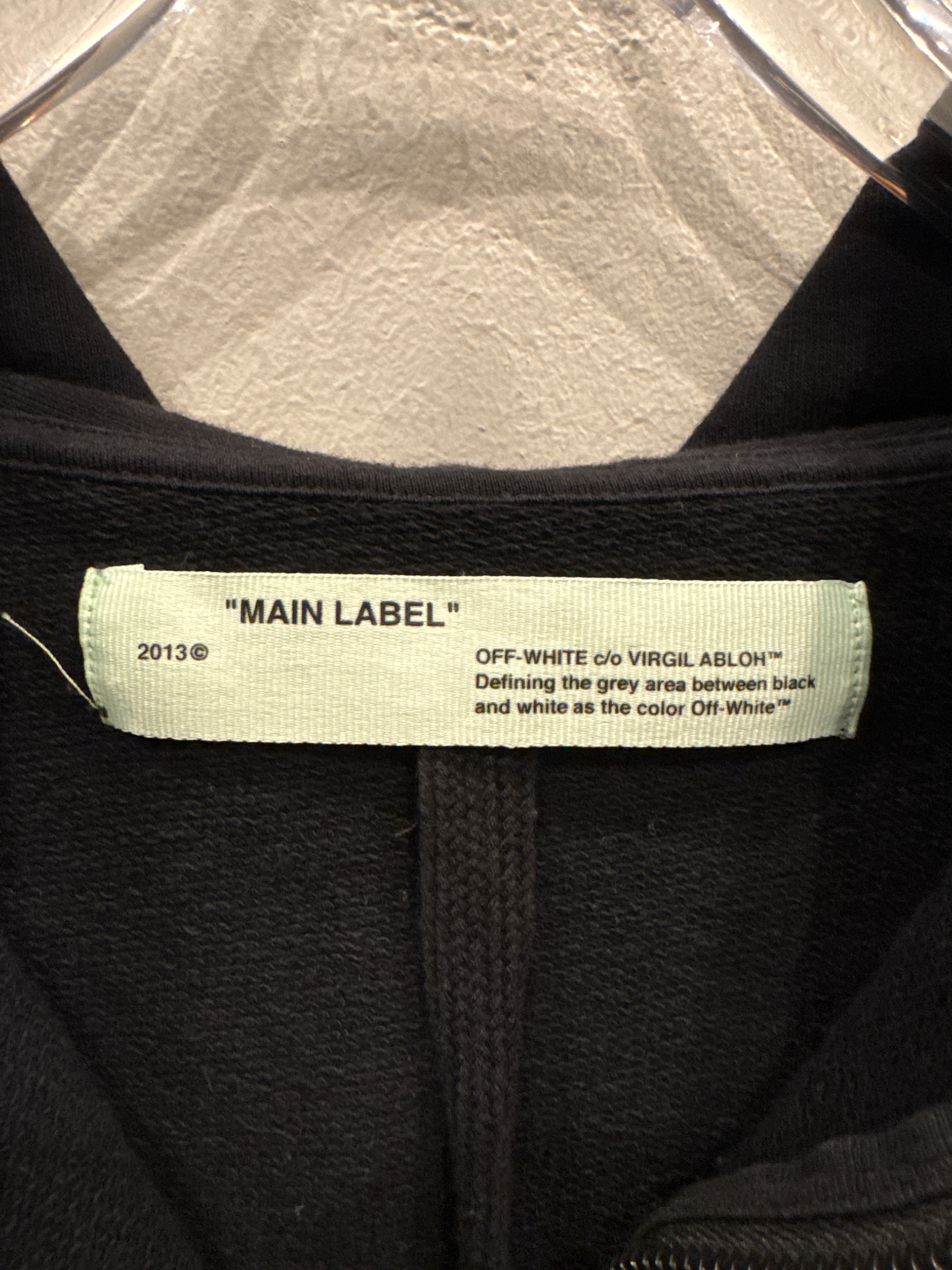 Used Off-white SS19 impressionism monet arrow zip hoodie black