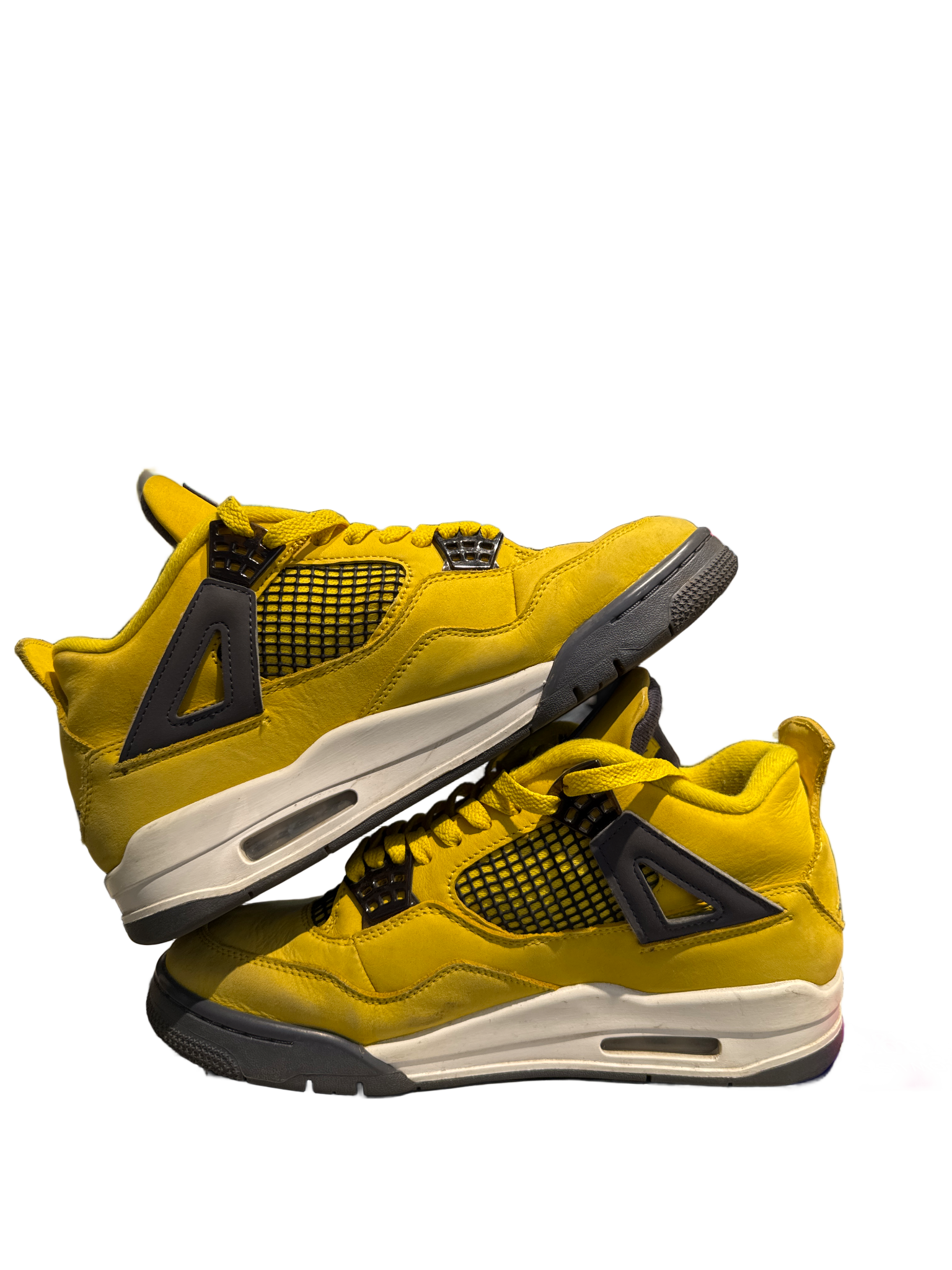 Used Jordan 4 Retro Lightning (2021)
