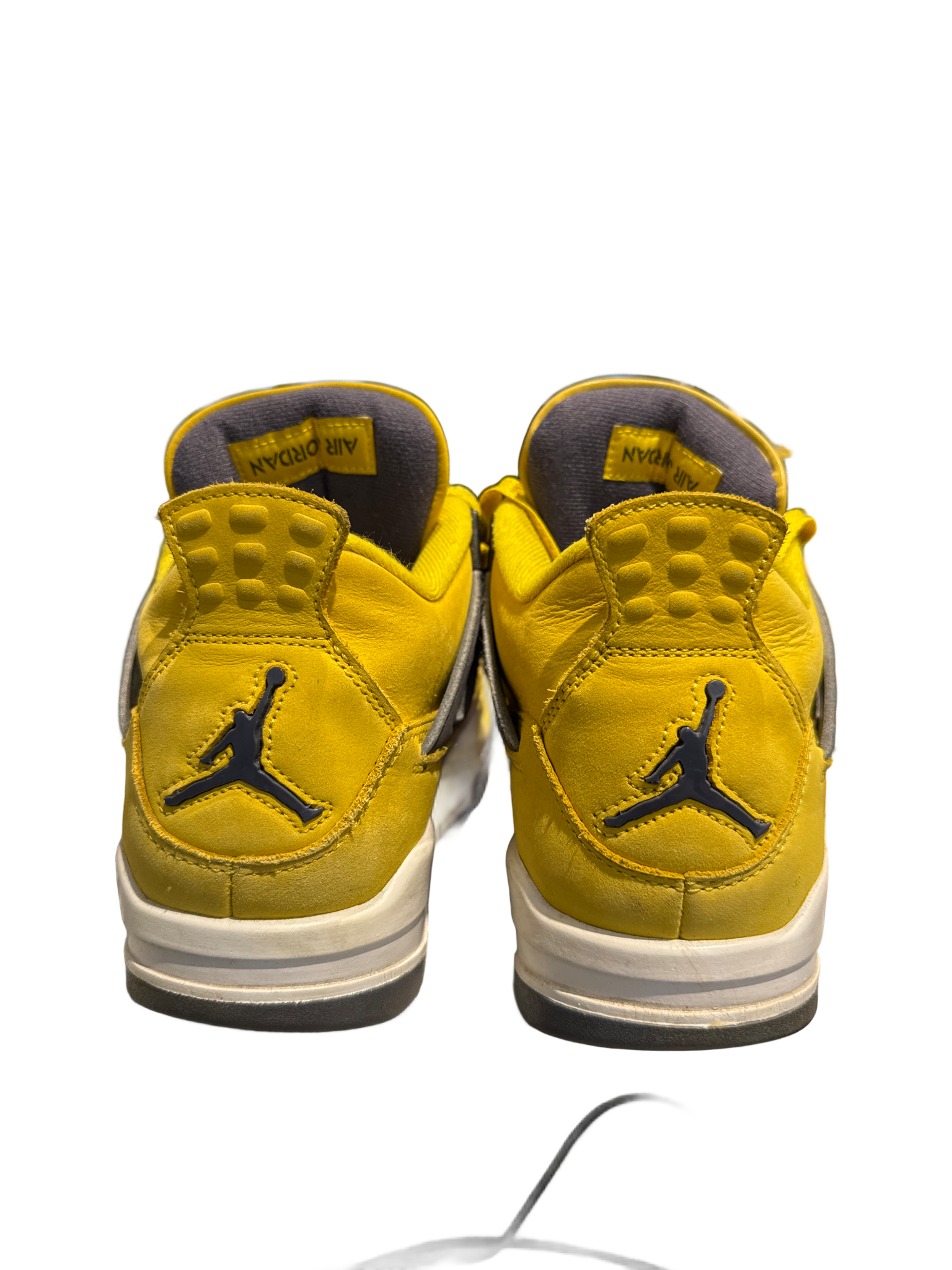 Used Jordan 4 Retro Lightning (2021)