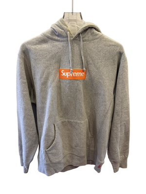 Used Supreme 2017 Box Logo Hooded Sweatshirt 4