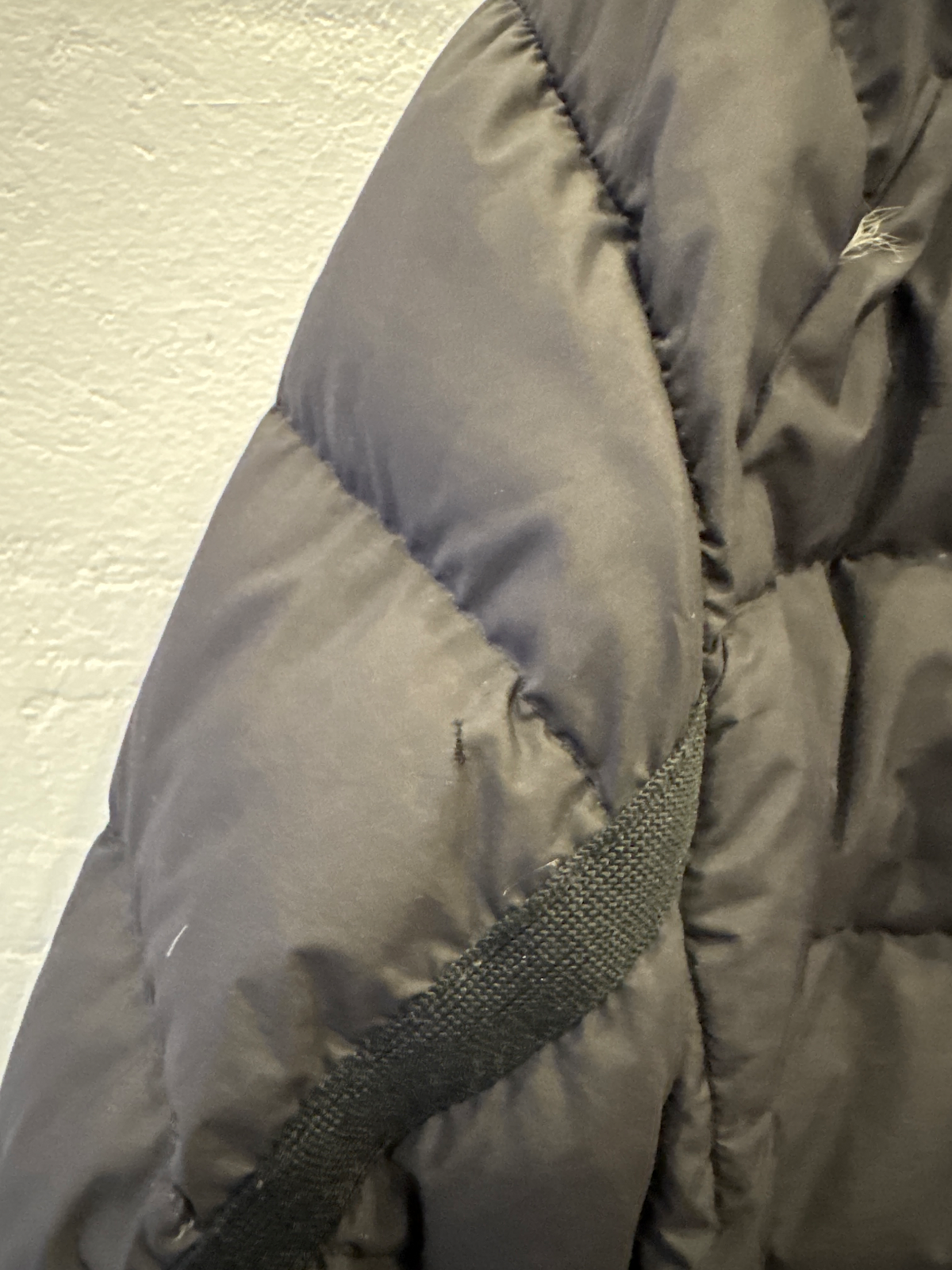 Used Parajumpers super lightweight puffer jacket black