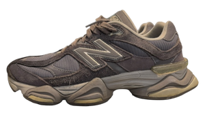 Used New Balance 9060 Magnet