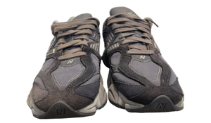 Used New Balance 9060 Magnet