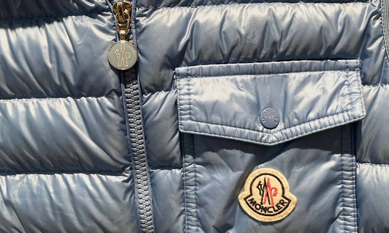 Moncler Used Moncler Blue Glygos Hooded Quilted Gilet Vest - 1028241442