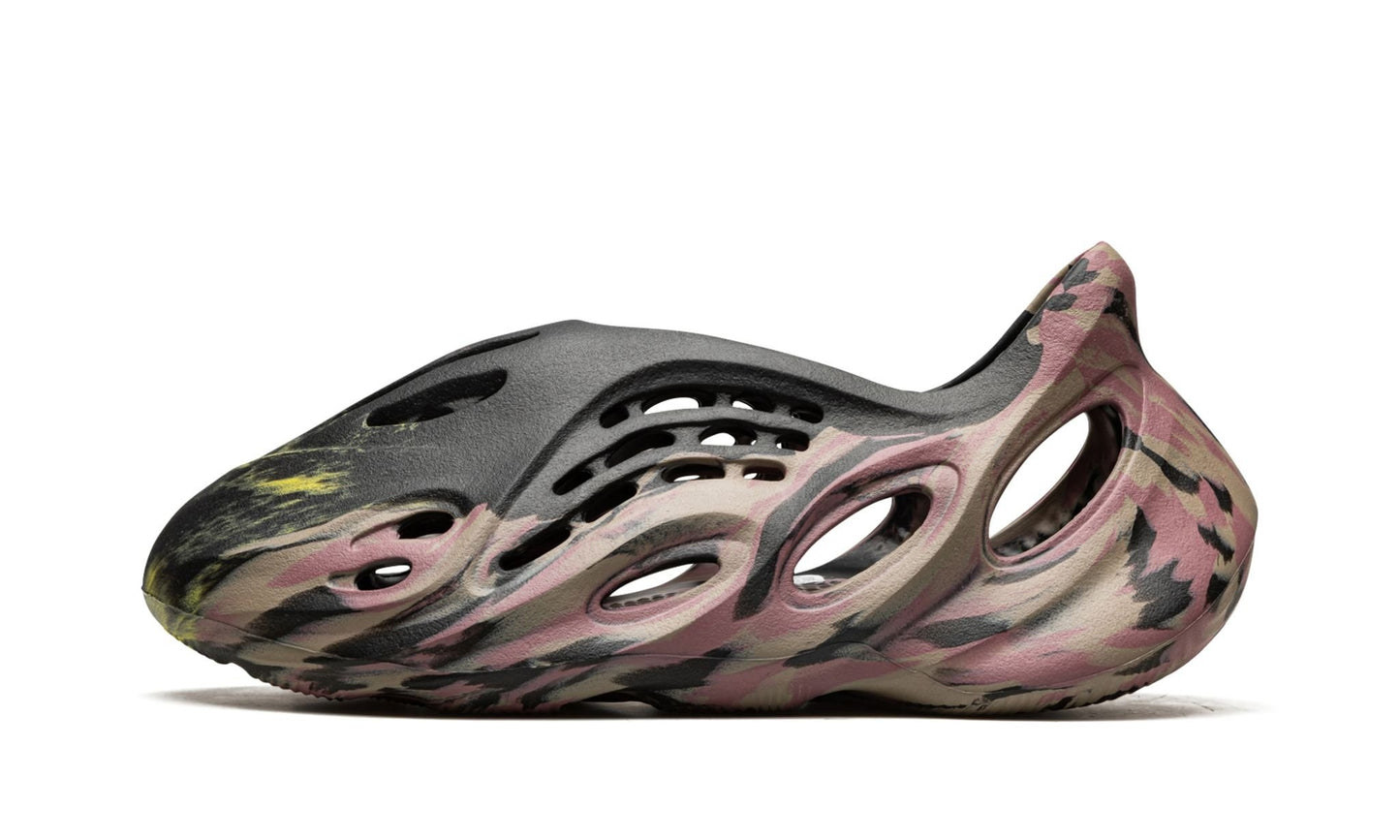 Adidas Yeezy foam rnr mx carbon (no box)
