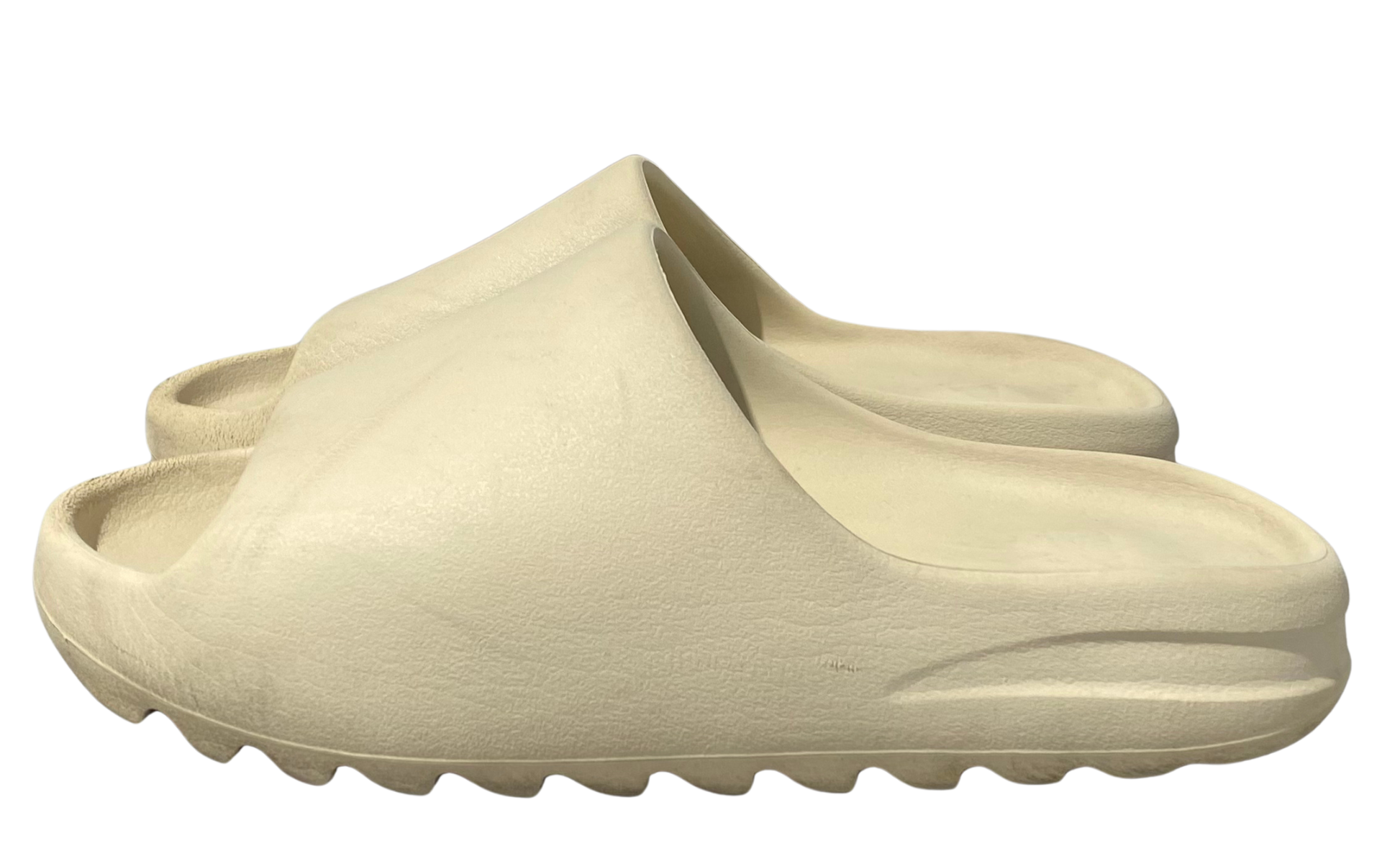 Adidas Used adidas Yeezy Slide Bone (2022/2023 Restock) - FZ5897