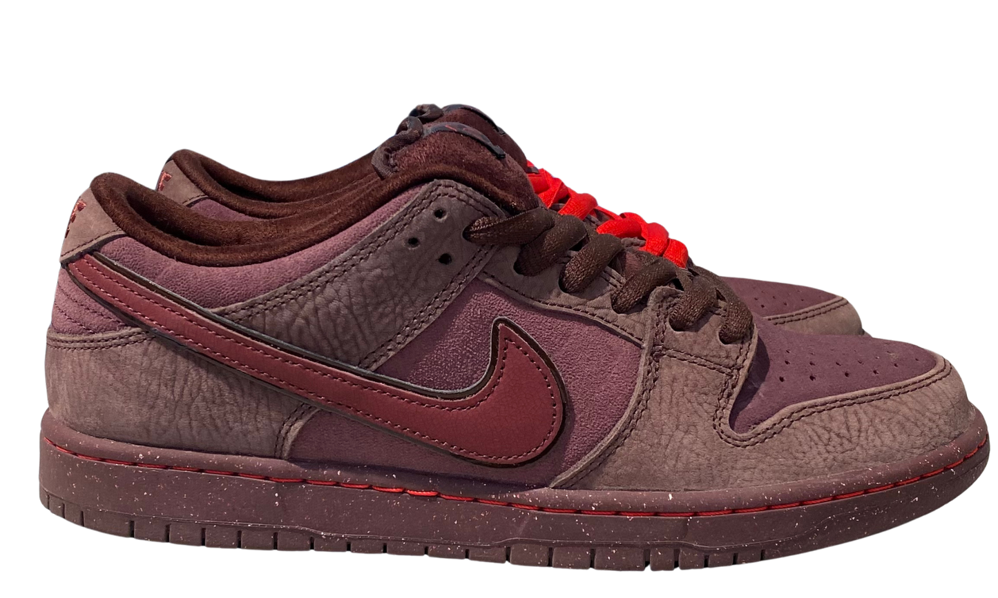 Nike  Used Nike SB Dunk Low City of Love Burgundy Crush - FN0619-600