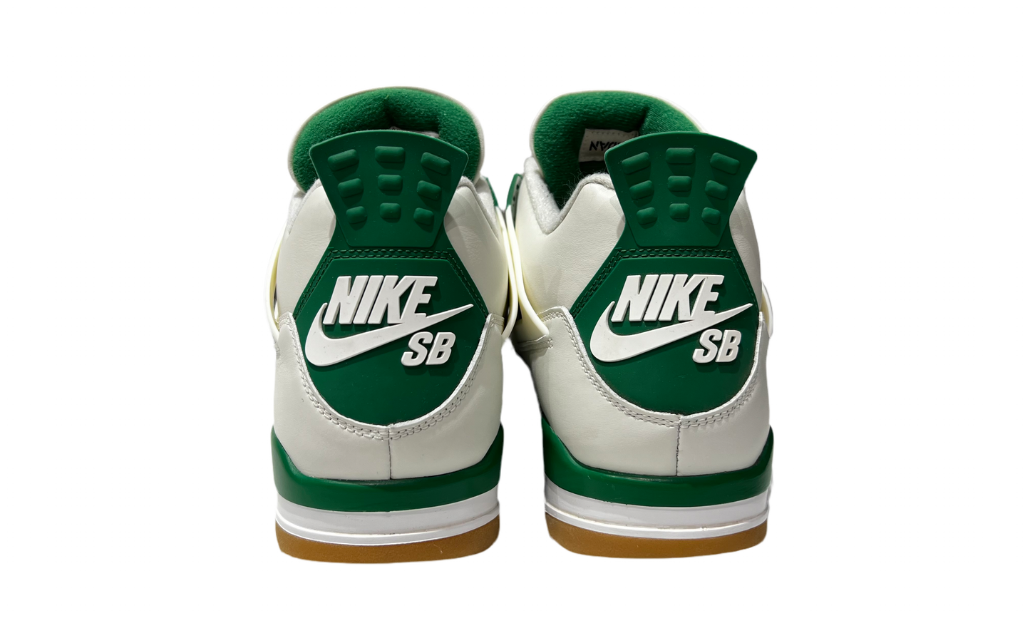 Used Jordan 4 Retro SB Pine Green