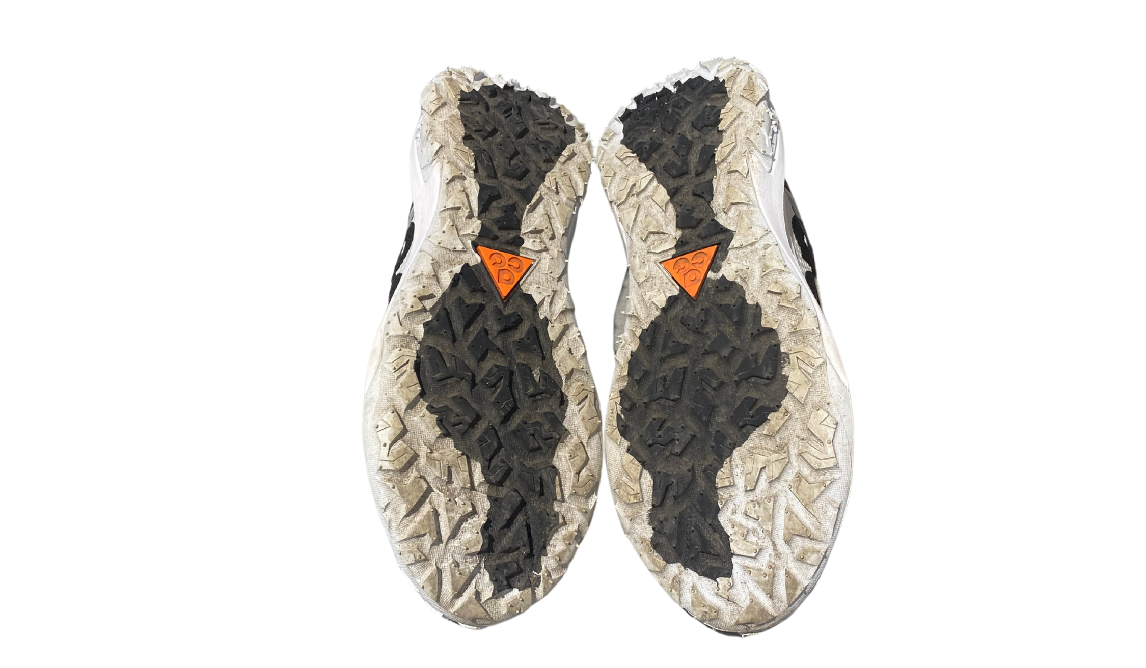 nike Used Nike ACG Mountain Fly 2 Low White Bright Mandarin - 312251728