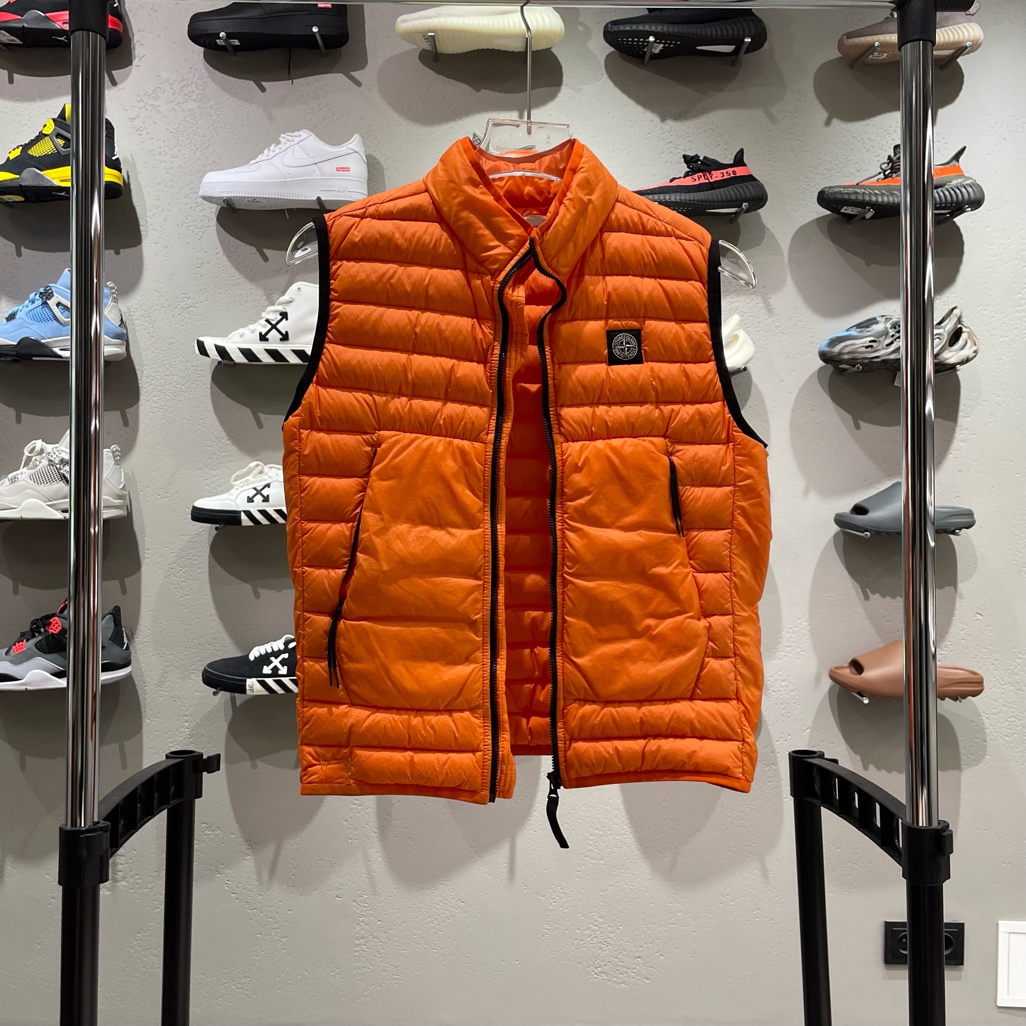 Used stone island vest orange