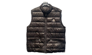 Moncler Used Moncler Gui down gilet dark brown - 1105251351