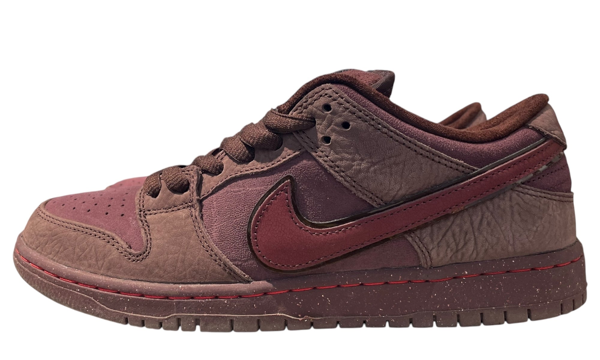 Nike Used SB Dunk Low City Of Love Burgundy Crush - FN0619-600