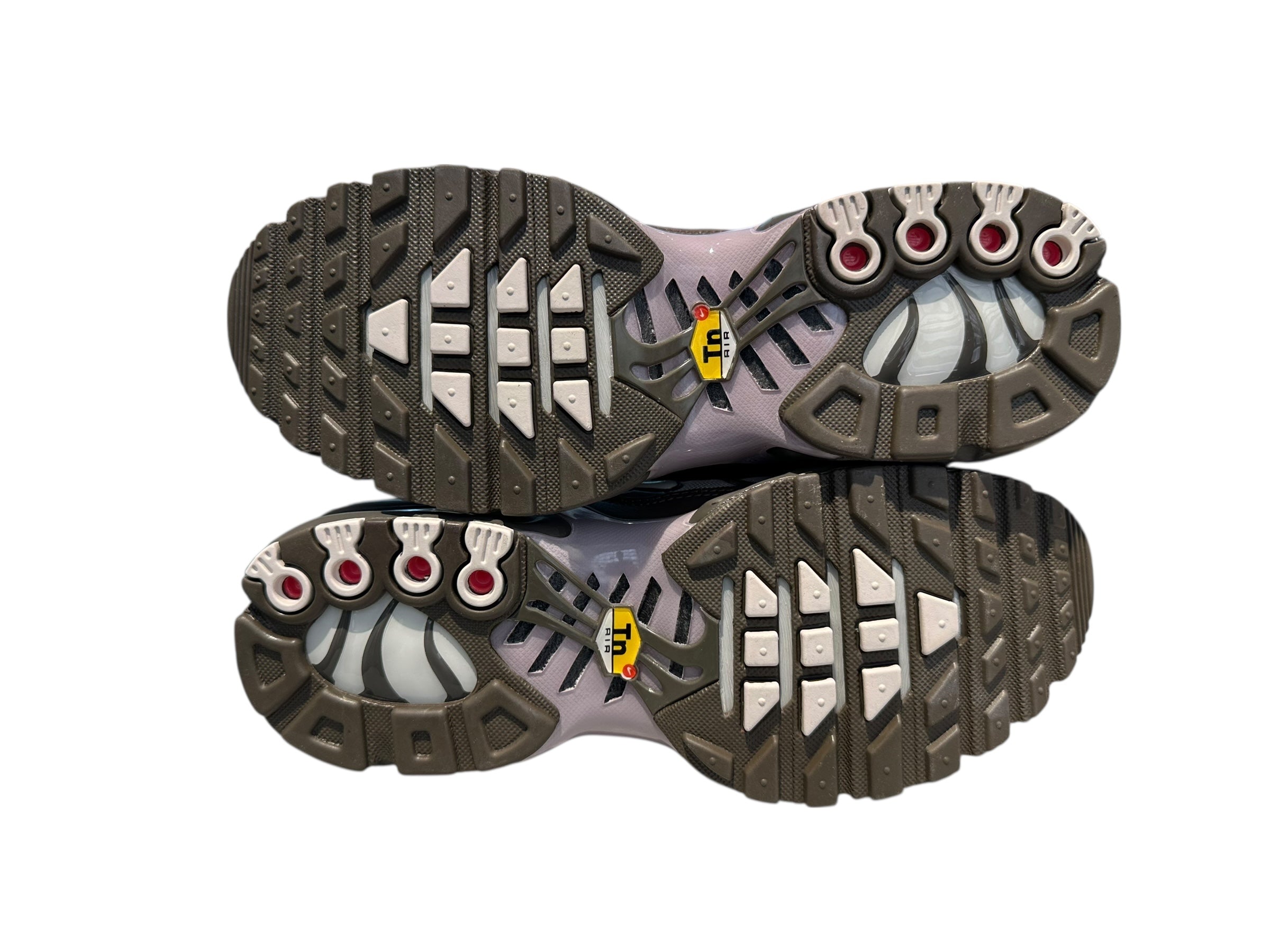 Nike Used Nike Air Max Plus Ironstone - DZ3671-002