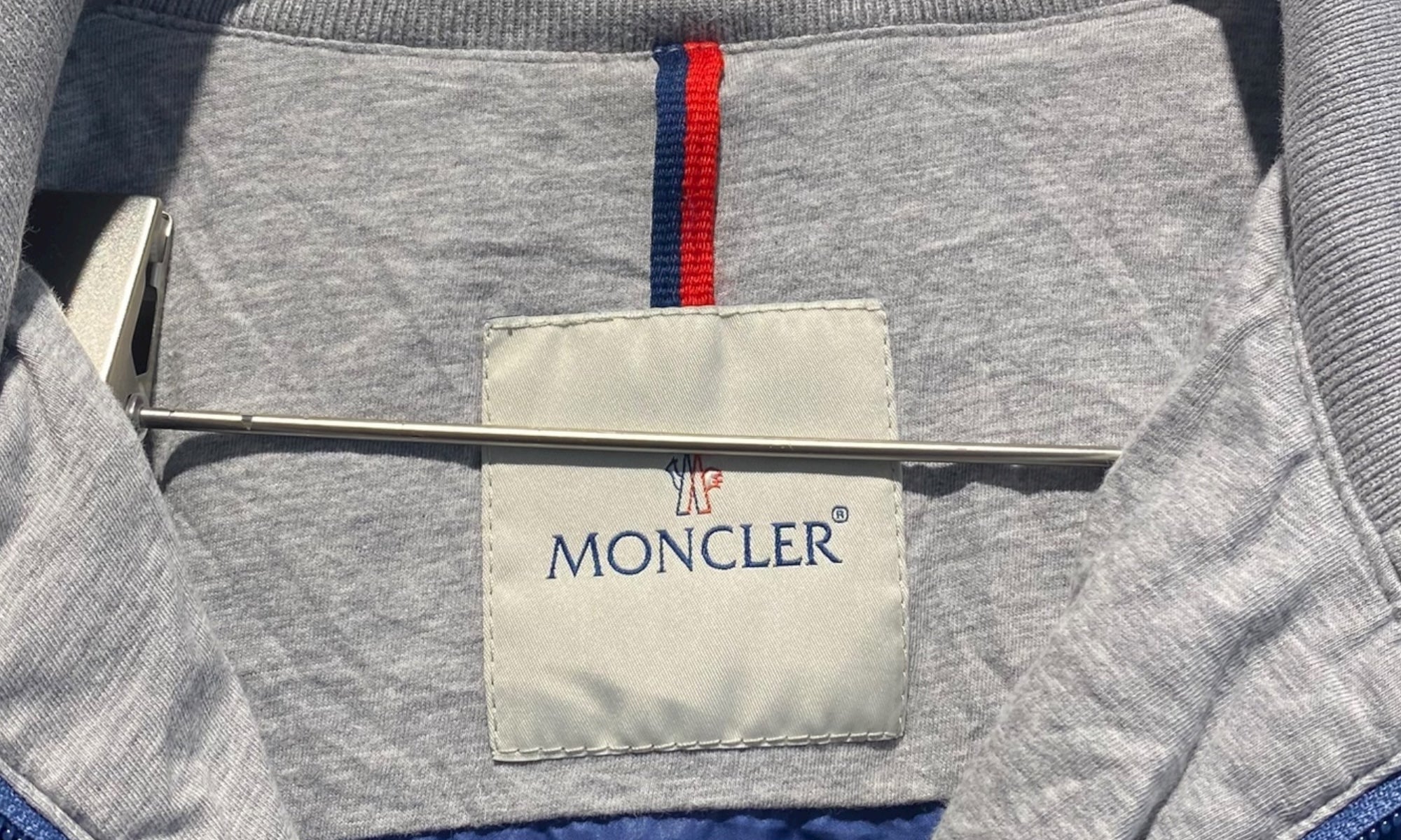 Moncler Used Moncler Urville hooded windbreaker jacket blue - 1105251351