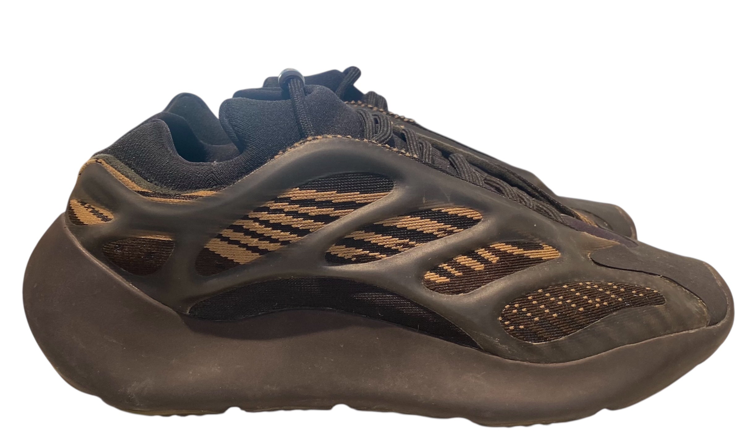 Adidas Used Yeezy 700 V3 Clay Brown - GY0189