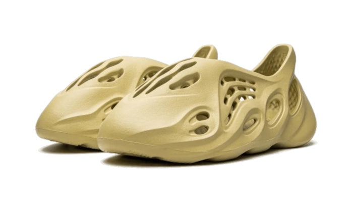 Adidas Yeezy Foam RNNR Sulfur