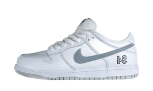 SB Dunk Low Supreme 94 White Metallic Silver - HQ8487-100