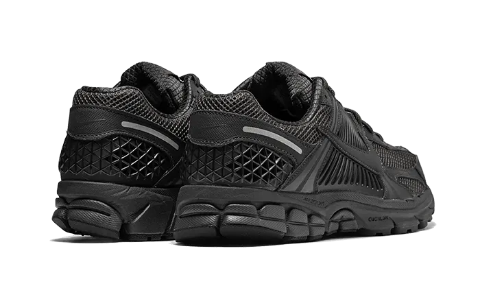 Vomero 5 Triple Black - BV1358-003