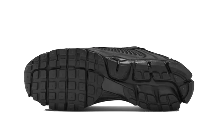 Vomero 5 Triple Black - BV1358-003